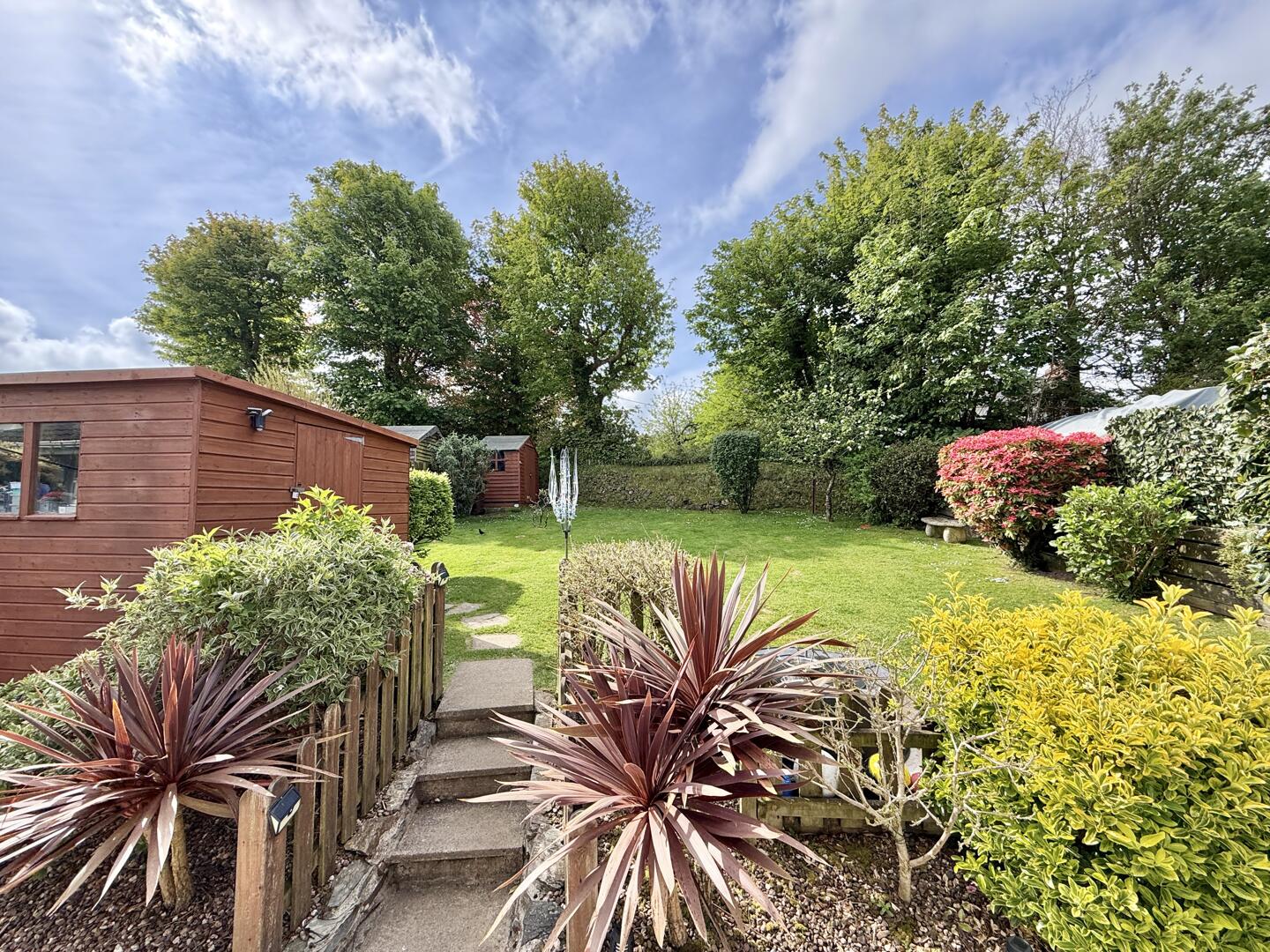 May Gardens, Lanner, Redruth